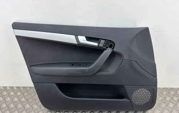 Audi A3 S3 8P Front door card panel trim 