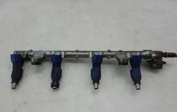 Toyota Yaris Fuel main line pipe 03250-0J010
