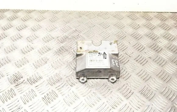 Opel Zafira B Airbag control unit/module 13188856 01452676 00290243A3