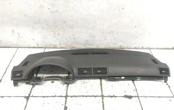 Audi A4 S4 B7 8E 8H Dashboard 8E1857003F 8E1857067D