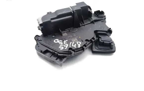 Volkswagen Taigo Front door lock 5TC837016D