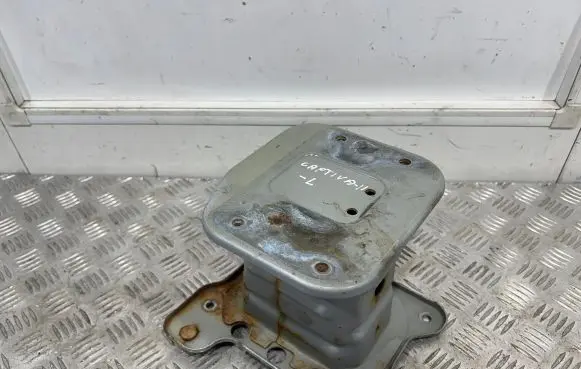 Chevrolet Captiva Front bumper support beam