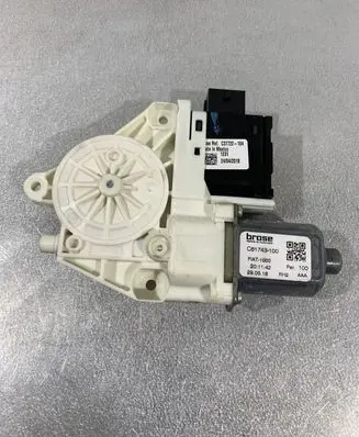 Jeep Compass Front door window regulator motor C61743100