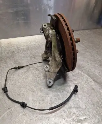 Opel Zafira C Front wheel hub spindle knuckle