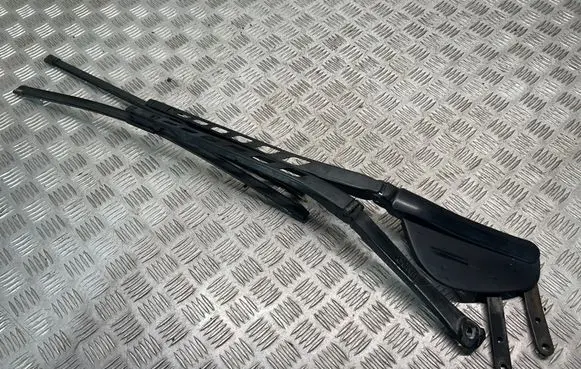 BMW 5 E60 E61 Headlight wiper blade set 7144540 7035099