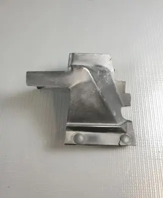 Chevrolet Camaro Intercooler air guide/duct channel 84079441