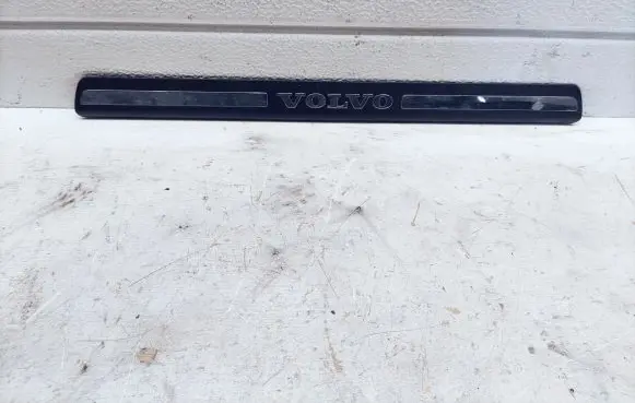 Volvo V70 Side skirt rear trim 8659960