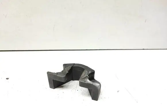 BMW X5 E70 Fuel Injector clamp holder
