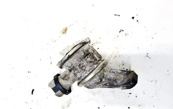 BMW 7 E65 E66 EGR valve 72823801 7508273 728238017508273