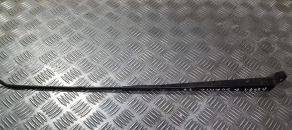 Renault Scenic I Front wiper blade arm 7700843526