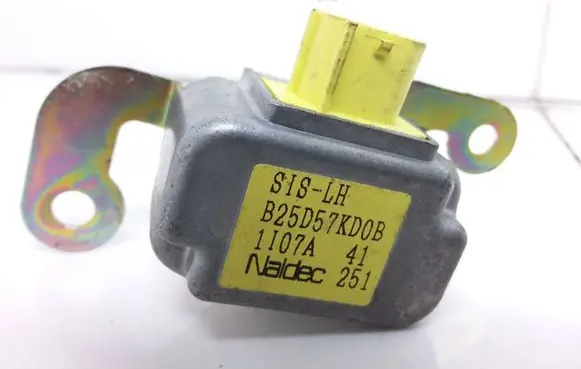 Mazda 323 Airbag deployment crash/impact sensor B25D57KD0B