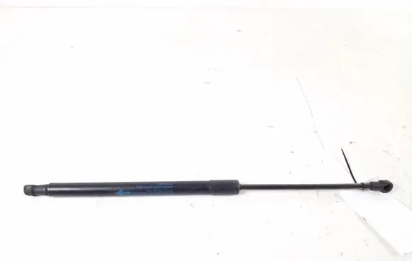 Toyota Auris 150 Tailgate strut 68950-02091
