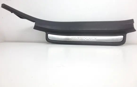 Toyota Avensis T250 Rear sill trim cover 6791705050