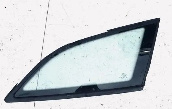 Ford Mondeo MK IV Rear side window