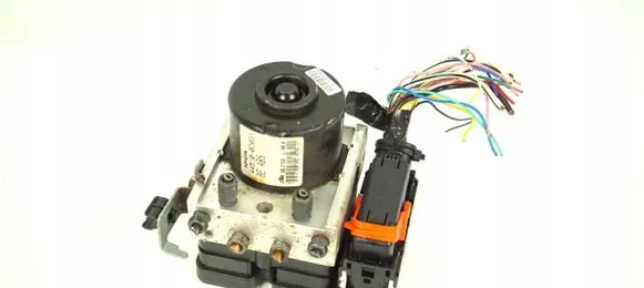 Toyota Yaris ABS Pump 44510-0D031