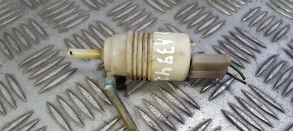 Volkswagen Transporter - Caravelle T4 Windscreen/windshield washer pump 171955651