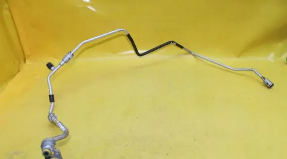 Volkswagen Phaeton Air conditioning (A/C) pipe/hose