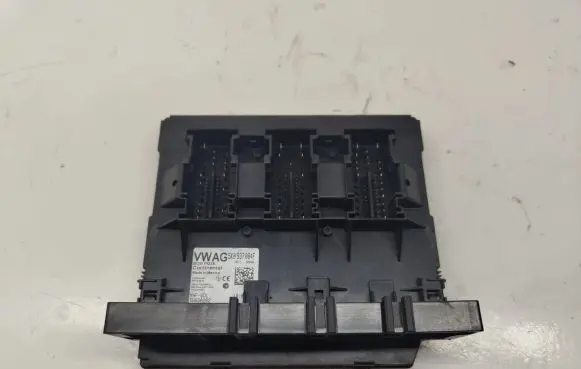Volkswagen Jetta VI Comfort/convenience module 5K0937084F 5WG50282 5WK49079