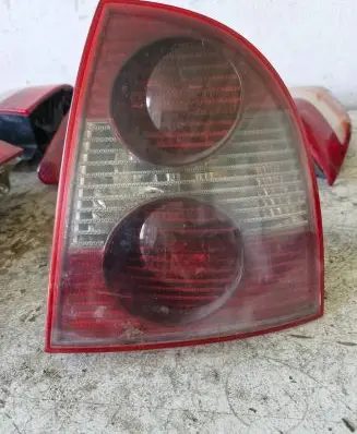 Volkswagen PASSAT B5.5 Rear/tail lights