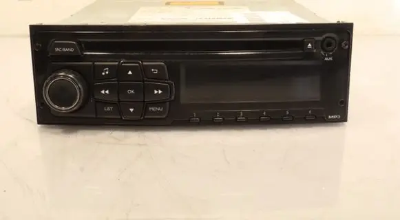 Radio/GPS head unit trim