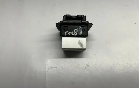 Ford Mustang VI Heater blower motor/fan resistor FR3B19E624AA