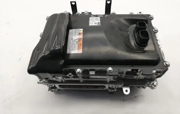 Toyota Yaris XP210 Voltage converter inverter G9200K0011