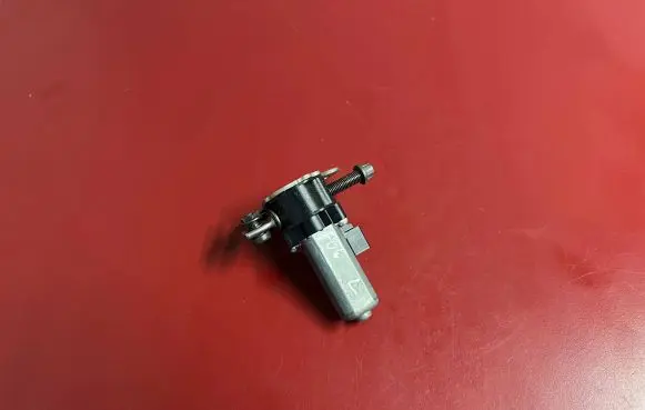 BMW 6 F06 Gran coupe Seat adjustment motor P1119890302 P1-11989-03-02