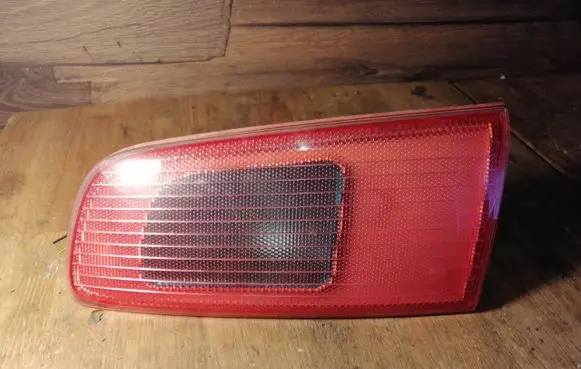 Mazda 2 Tailgate rear/tail lights