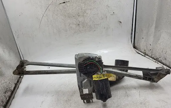 Audi A6 S6 C4 4A Front wiper linkage and motor 0390241330