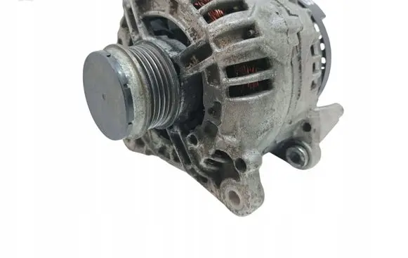 Volkswagen PASSAT B5.5 Generator/alternator 13420610