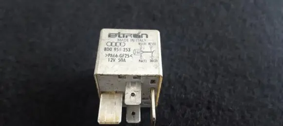Seat Altea Other relay 8D0951253 370