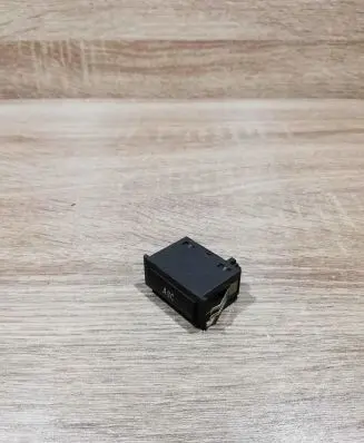 BMW 3 E46 Traction control (ASR) switch 6901591 586080 61316901591