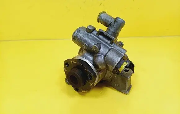 Mercedes-Benz E W211 Power steering pump 91208
