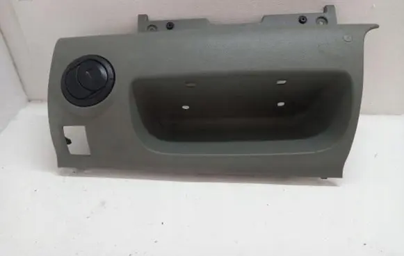 Opel Movano B Glove box