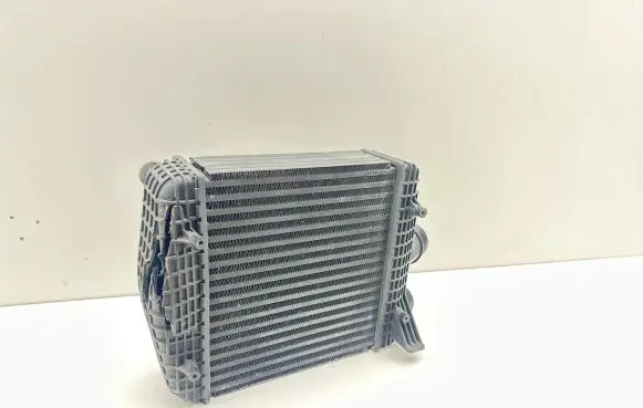 Maserati Ghibli Intercooler radiator 670039351