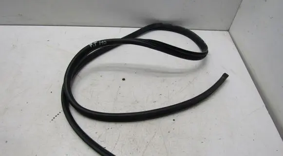 Hyundai i10 Rear door rubber seal (on body) 