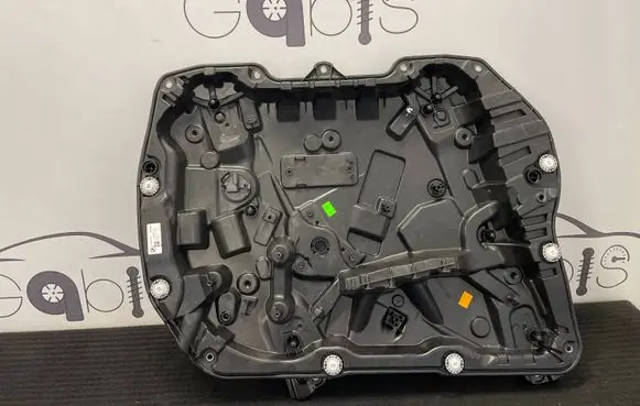 BMW X5 G05 Front door window regulator with motor 9450783