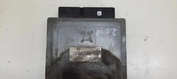 Volkswagen PASSAT B6 Engine control unit/module 03G906018