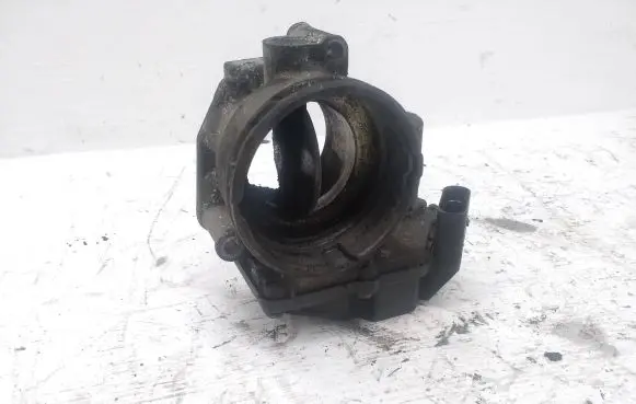 Volkswagen Caddy Throttle valve 03G128063G