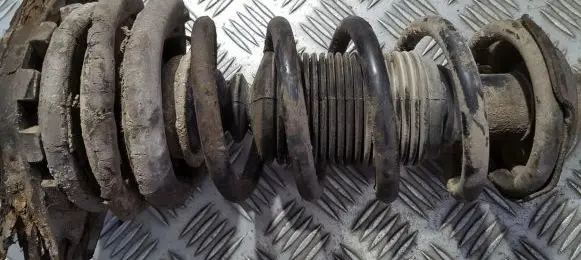 Nissan Almera N16 Rear coil spring
