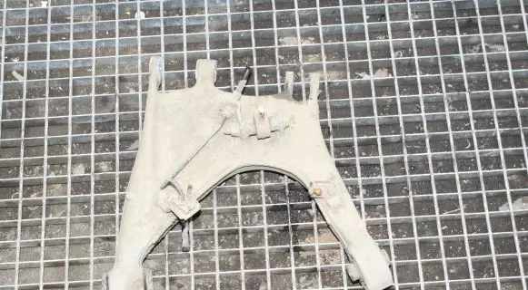 Volkswagen Phaeton Rear upper control arm/wishbone 4E0511512F