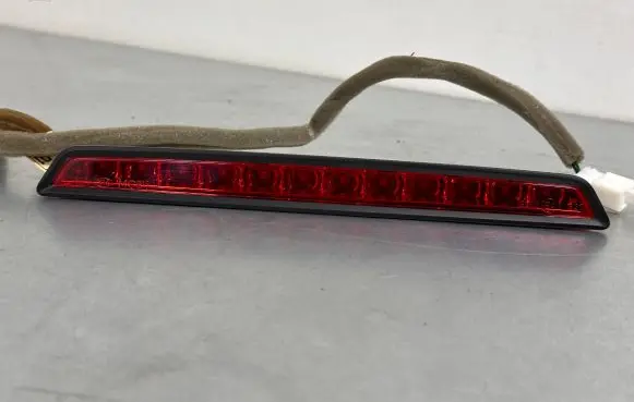 KIA Optima Third/center stoplight 92700D4000 92700D4100 92700-D4000