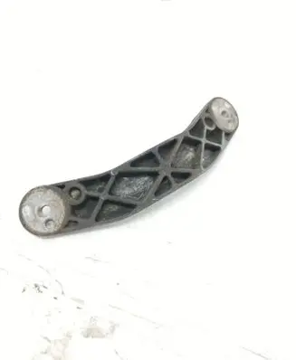 BMW 5 E39 Gearbox mounting bracket 10961051 223210961051
