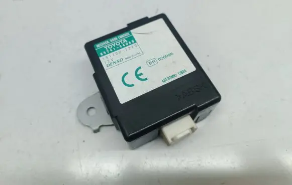 Toyota Avensis Verso Door central lock control unit/module 8974144060 1513007220