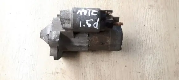 Nissan Note (E11) Starter motor 8200306595
