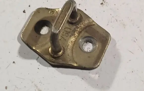 Jeep Grand Cherokee (WJ) Rear door lock loop/hook striker 