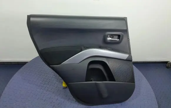 Mitsubishi Outlander Door card panel trim set 