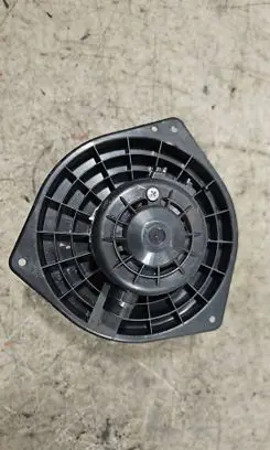 Suzuki Grand Vitara II Heater fan/blower CSA431D011