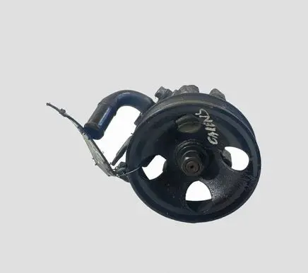 KIA Carens II Power steering pump 571002G200