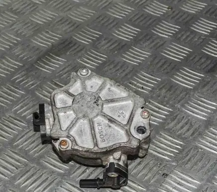 Citroen C3 Picasso Vacuum pump 9684786780